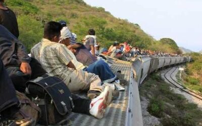 CON LOS MIGRANTES EN MEXICO