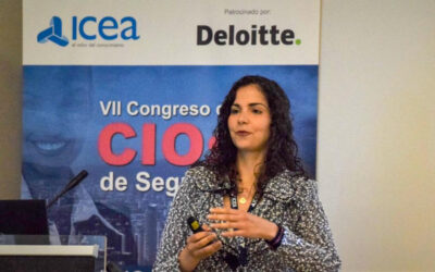 PARA SEGUIRLE DE CERCA